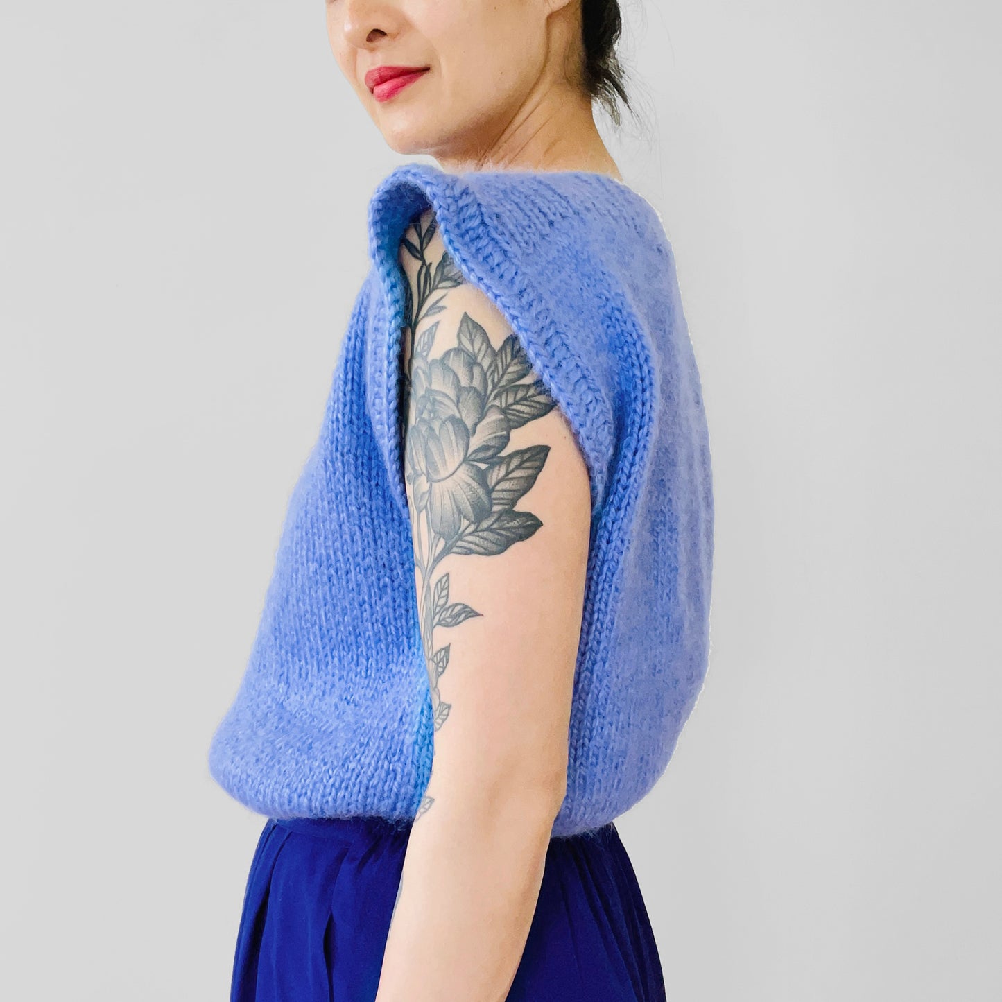 Handmade Hydrangea Blue Sleeveless Sweater