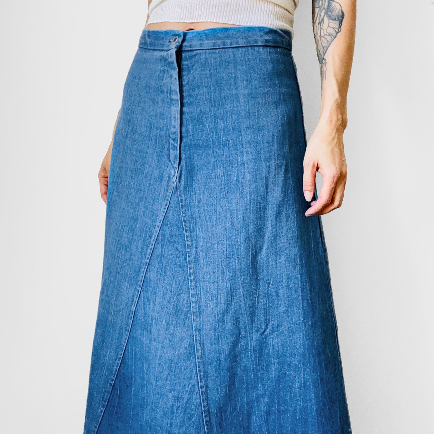 1970s Made in Canada Light Wash A-line Long Denim Jean Skirt - Waist 28