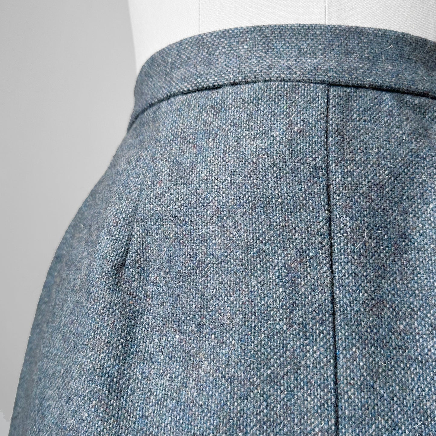 1960s Slate Blue Grey Split Front Midi Length Wool Tweed A-Line Skirt - Waist 25.5