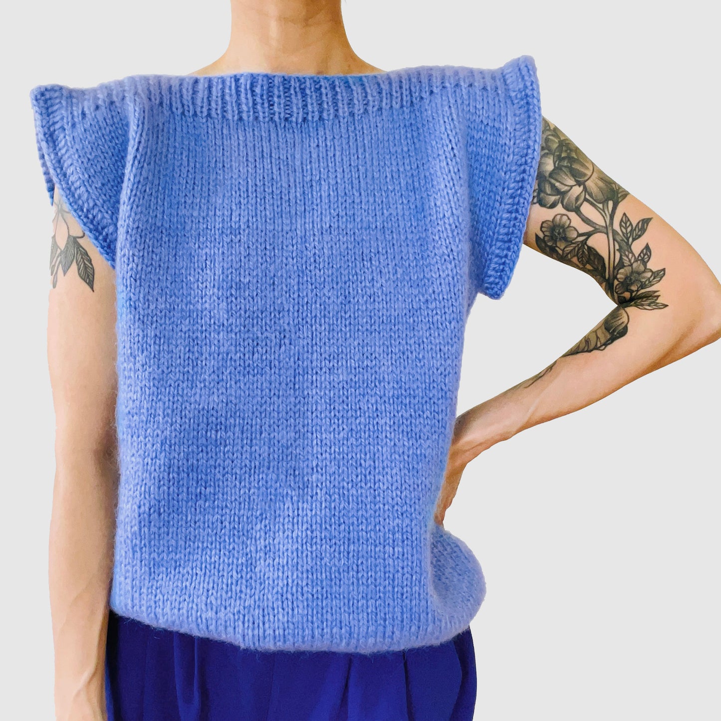 Handmade Hydrangea Blue Sleeveless Sweater