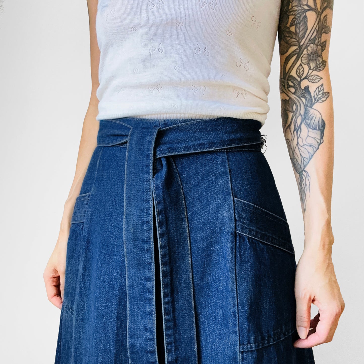 1970s Long Medium Wash Soft Blue Jean Denim Wrap Skirt - Waist 26-28