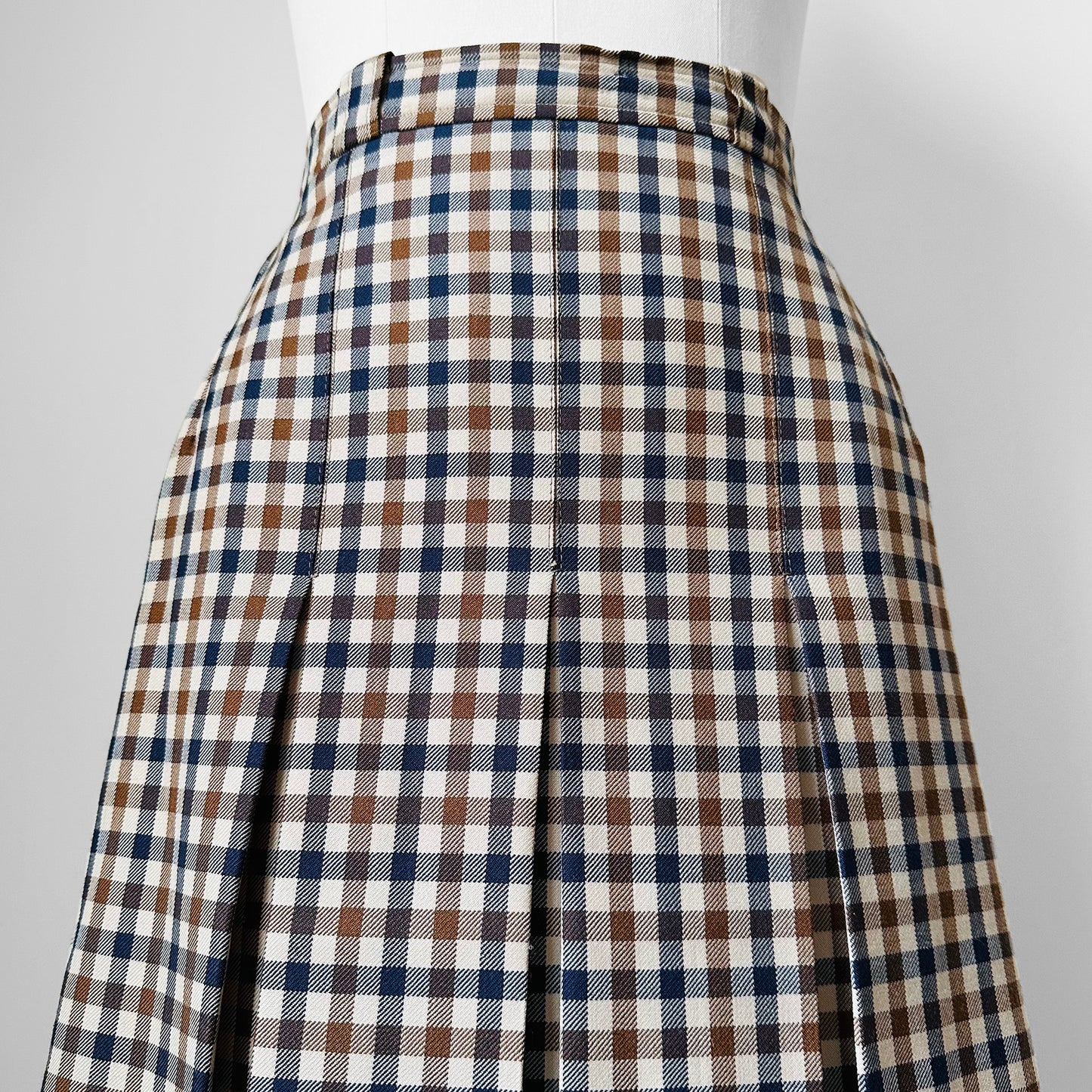 1970s-1980s Brown Navy Beige Gingham Inverted Pleat A-Line Virgin Wool Made in Canada Skirt - Waist 35