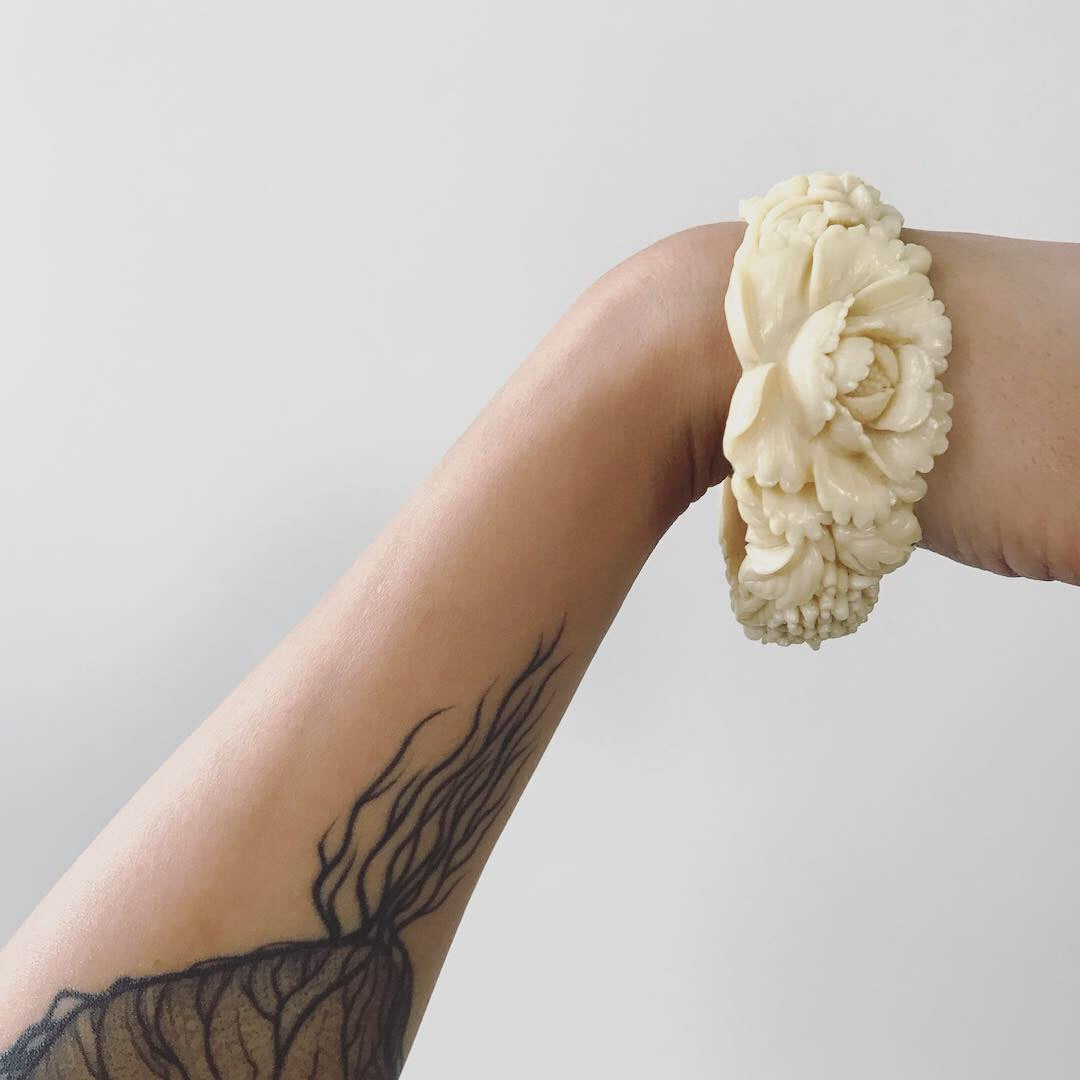 1930s - 1940s Cream Carved Floral Celluloid Bangle Bracelet