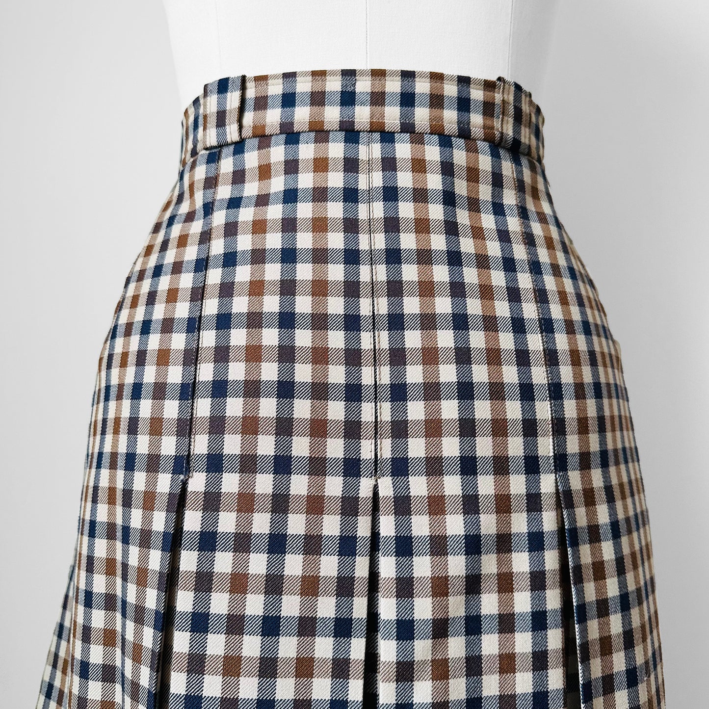 1970s-1980s Brown Navy Beige Gingham Inverted Pleat A-Line Virgin Wool Made in Canada Skirt - Waist 35