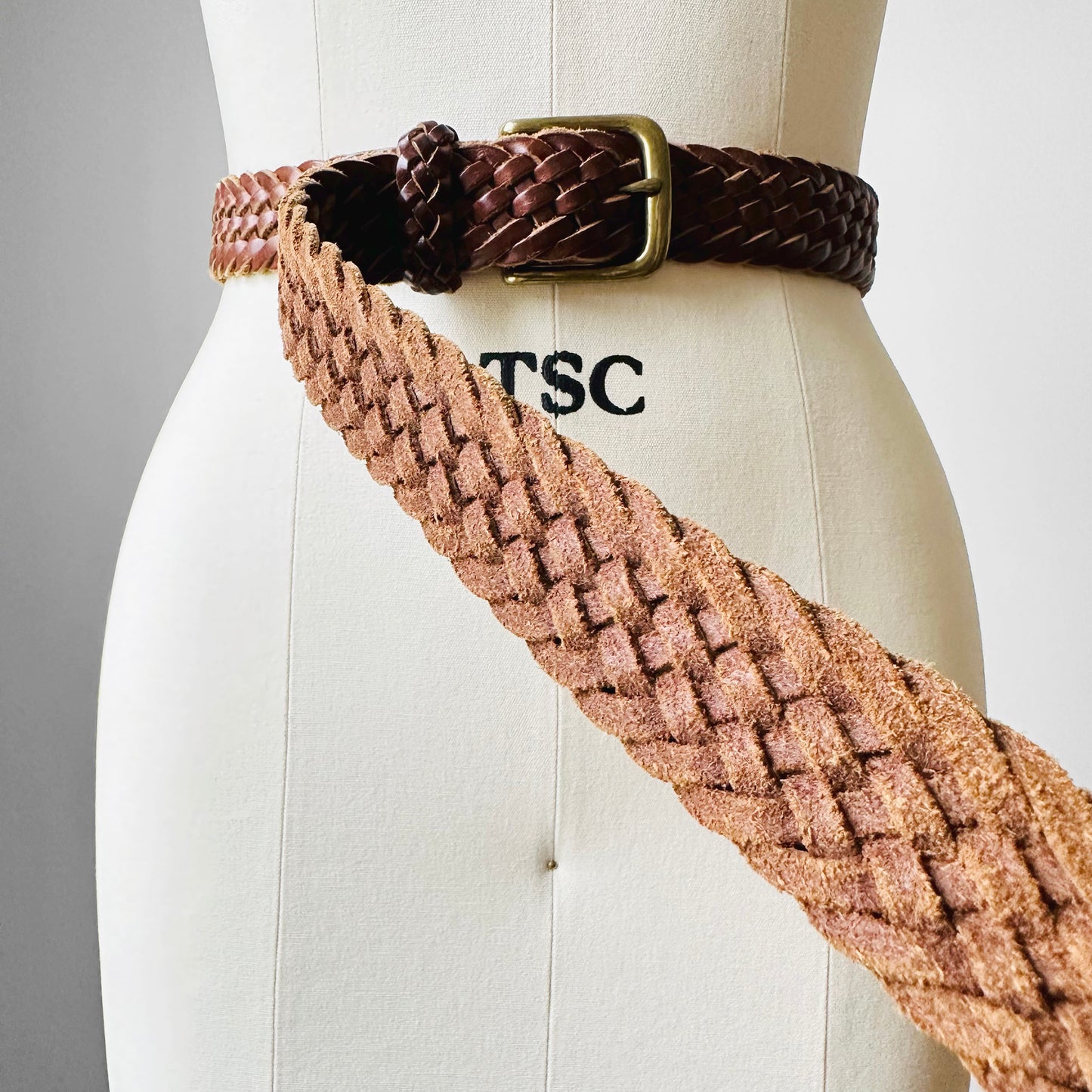 Auburn Brown Heavy Woven Braided Open Size Gold-Toned Buckle Belt - O/S