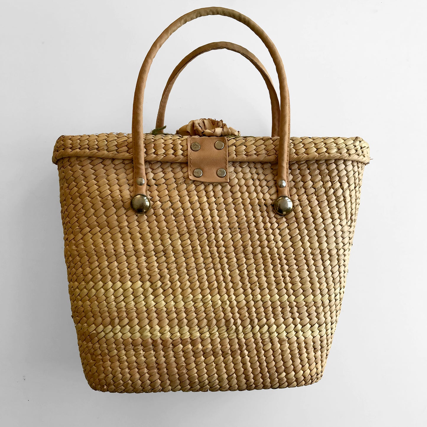 1950s - 1960s Mid-Century Floral and Leaf Woven Straw Basket Handbag