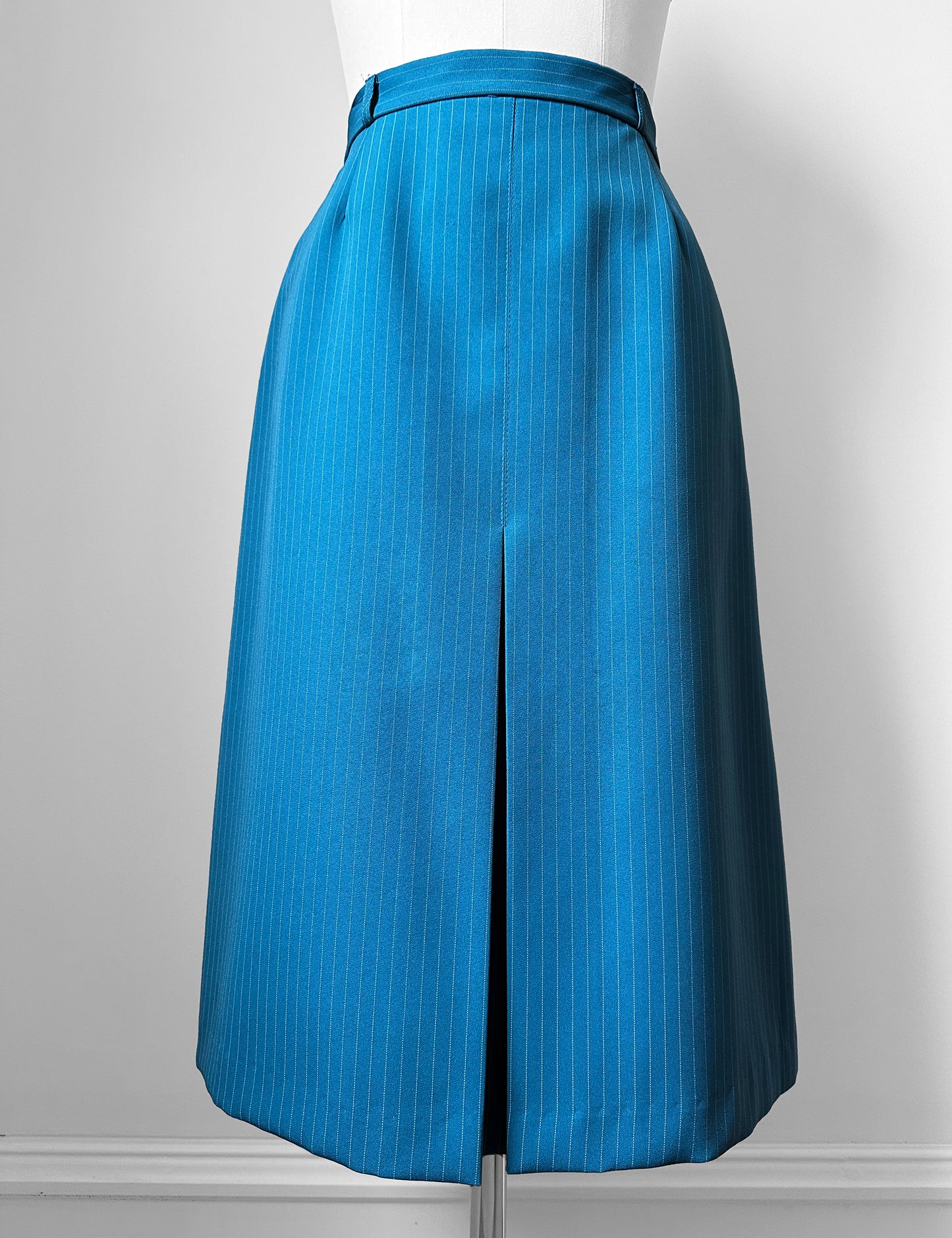 1970s Sky Blue and White Pinstripe Inverted Pleat High-Waisted A-Line Skirt - XS/S