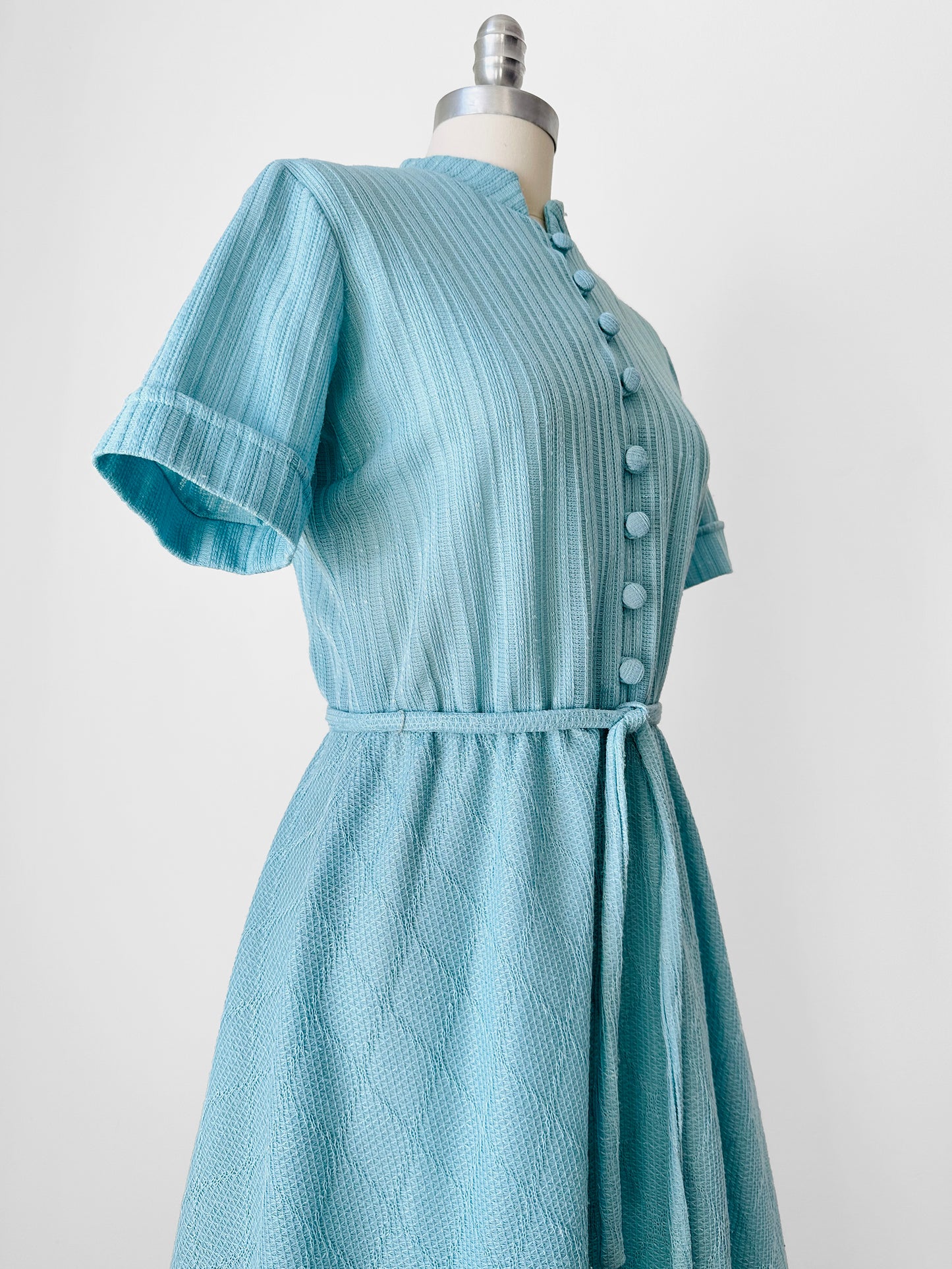 1960s Turquoise Button-Front Tied-Waist Short-Sleeve Textured Knit Dress - Sz. S