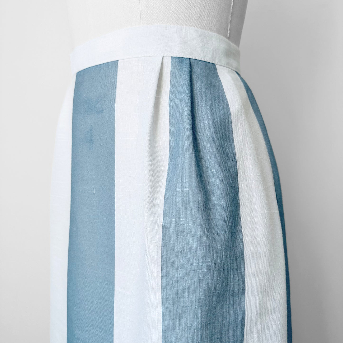 1970s Slate Blue and White Stripe Lightweight Cotton Blend Skirt - Sz. S