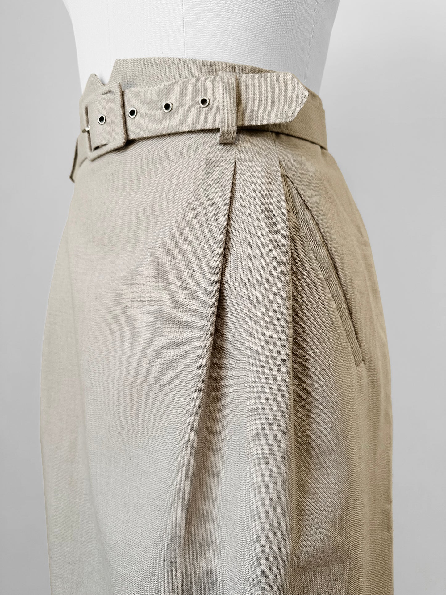 1980s Made in Canada Oatmeal Linen Blend Belted High-Waisted Button-Back Skirt - Waist 32