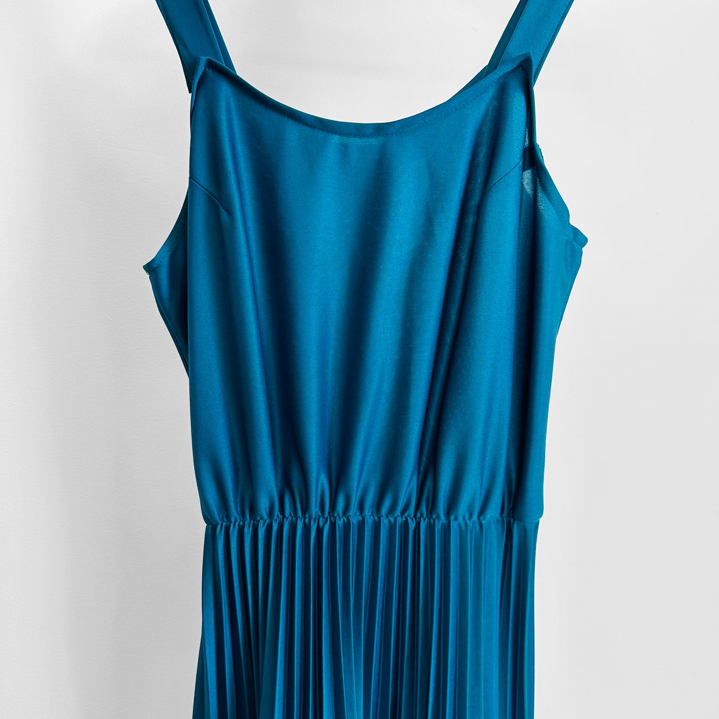 1970s Minimalist Teal Blue Pleated Sleeveless Dress - S/M