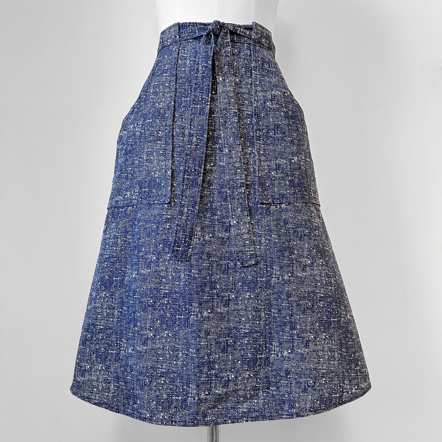 1970s Blue and White Pocket Front A-Line Tied-Waist Wrap Skirt - XS/S