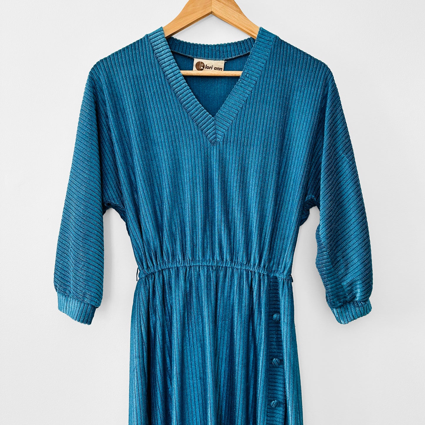 1970s Teal Velour Ribbed Elastic Waist Side-Button Knee Length Dress - Sz. S