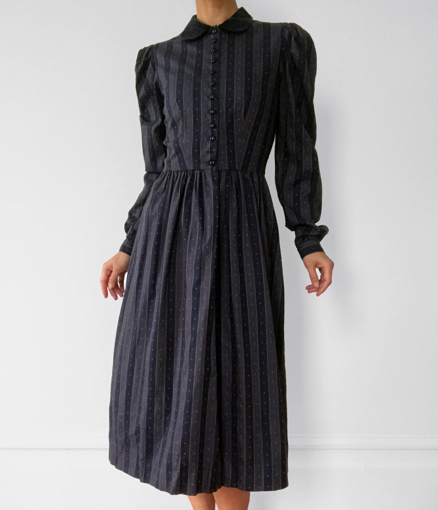 1980s Striped Velvet-Collar Button-Front Pleated-Shoulder Fit and Flare Midi-Length Witchy Dress