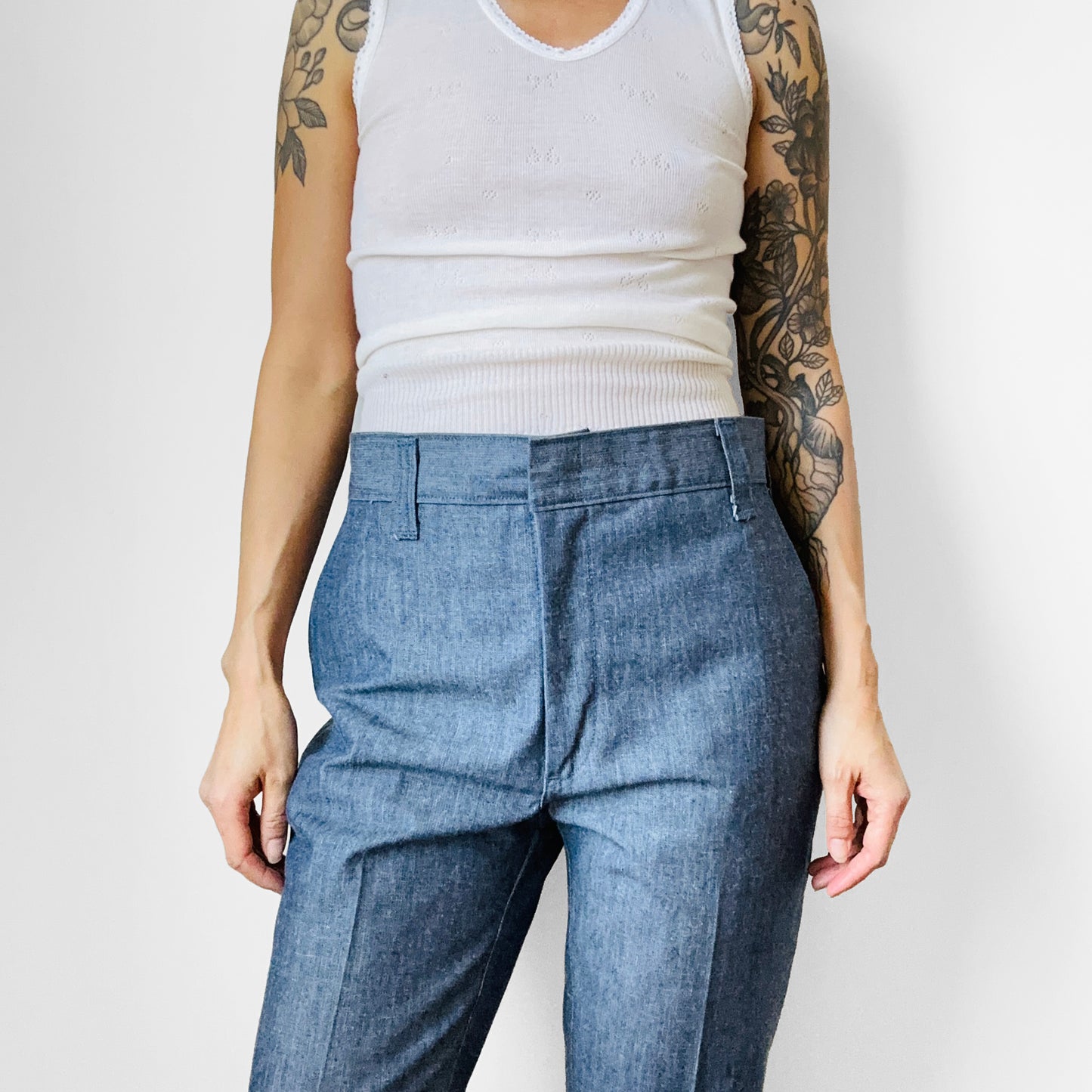 1970s Style Soft Blue Bell Bottom WRANGLER Cinched-Back Chambray Trousers Pants - Waist 31