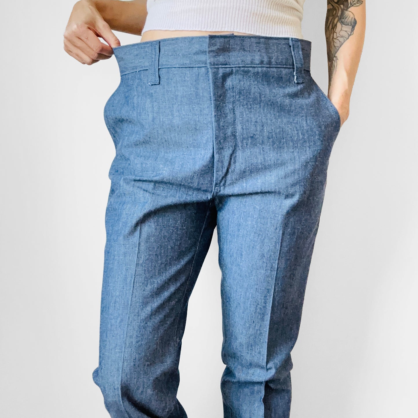 1970s Style Soft Blue Bell Bottom WRANGLER Cinched-Back Chambray Trousers Pants - Waist 31