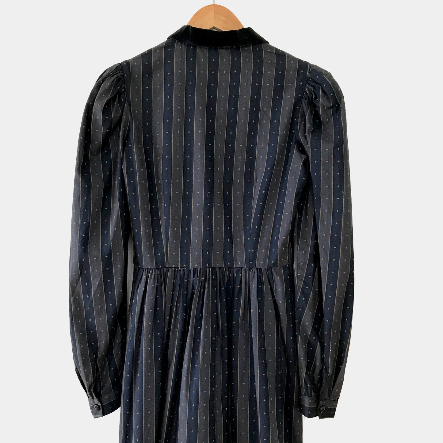 1980s Striped Velvet-Collar Button-Front Pleated-Shoulder Fit and Flare Midi-Length Witchy Dress