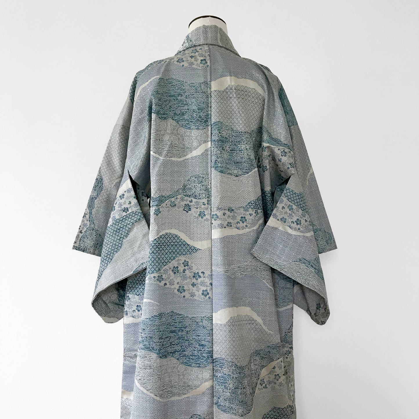 Wool and Silk Blended Japanese Flower Patchwork Kimono Duster Robe