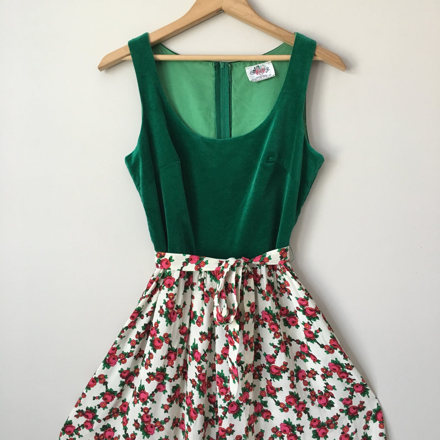 1960s - 1970s Green Velvet and Red Blossom Print Floor Length Belted Dress