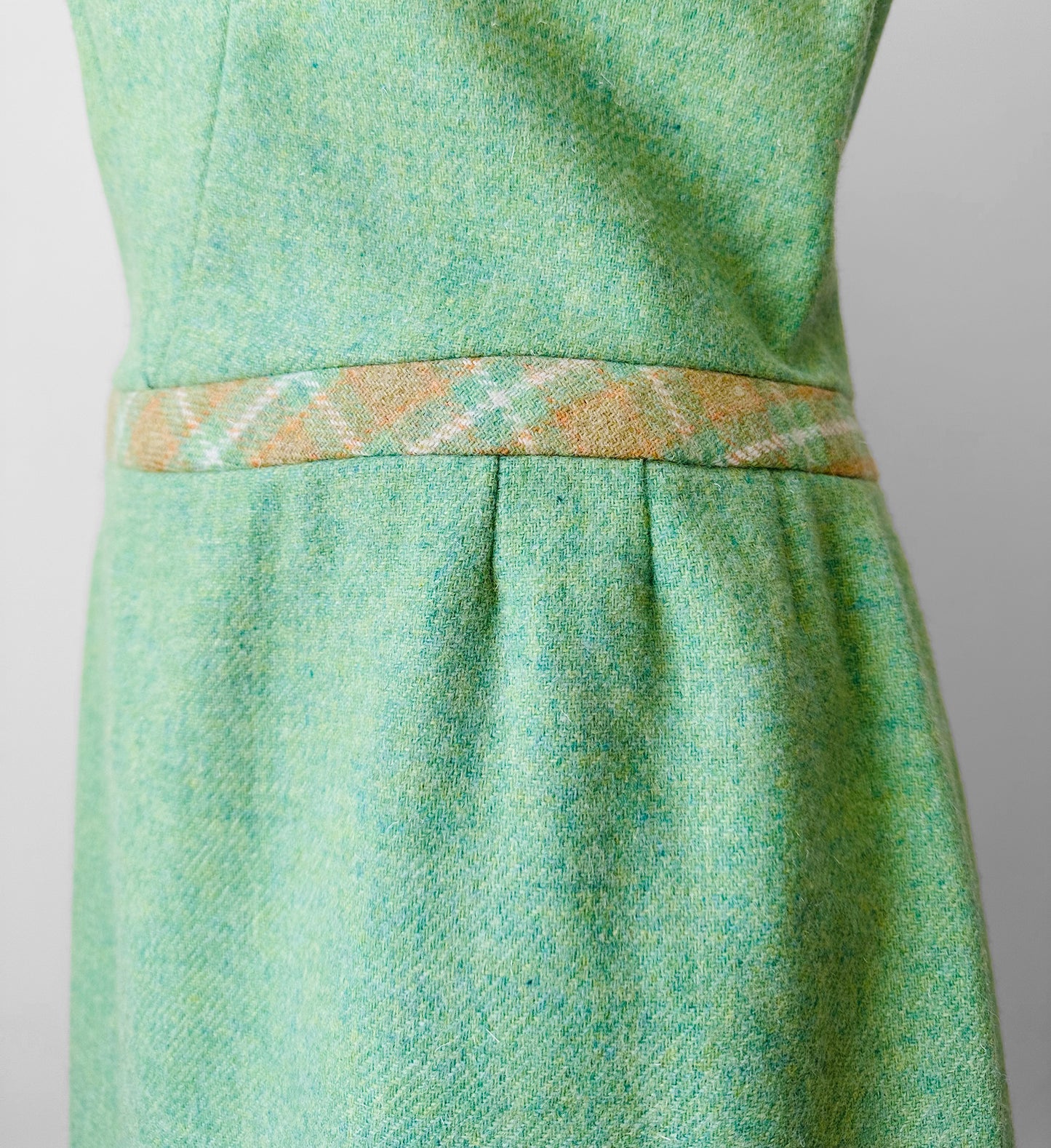 1960s Apple Green and Plaid Trimmed Wool Lined Sleeveless Drop Waist Shift Dress - Sz. S