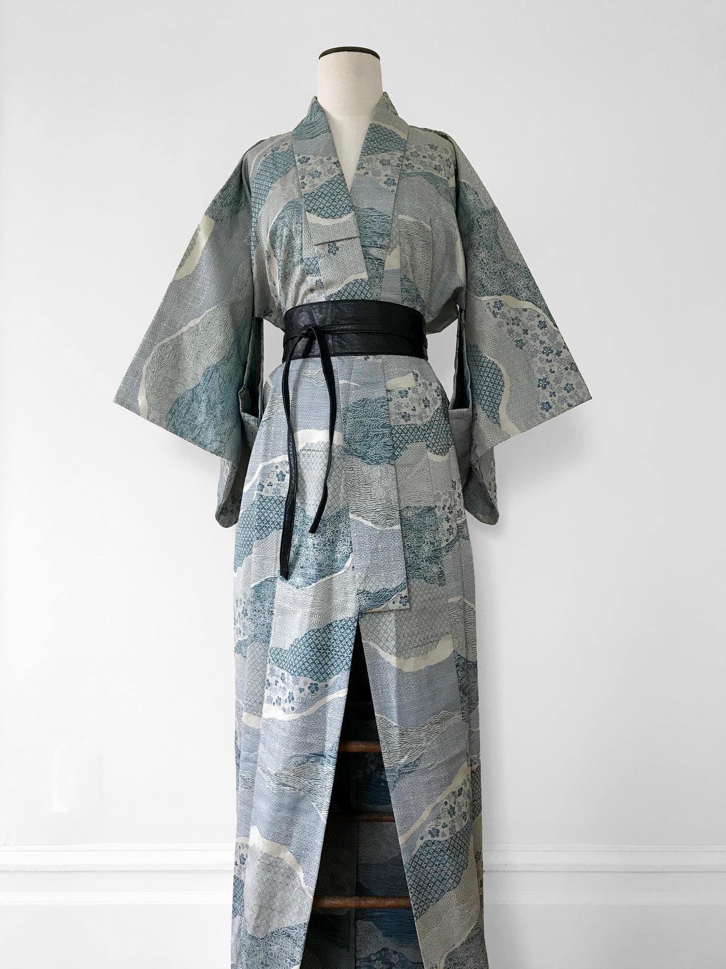 Wool and Silk Blended Japanese Flower Patchwork Kimono Duster Robe