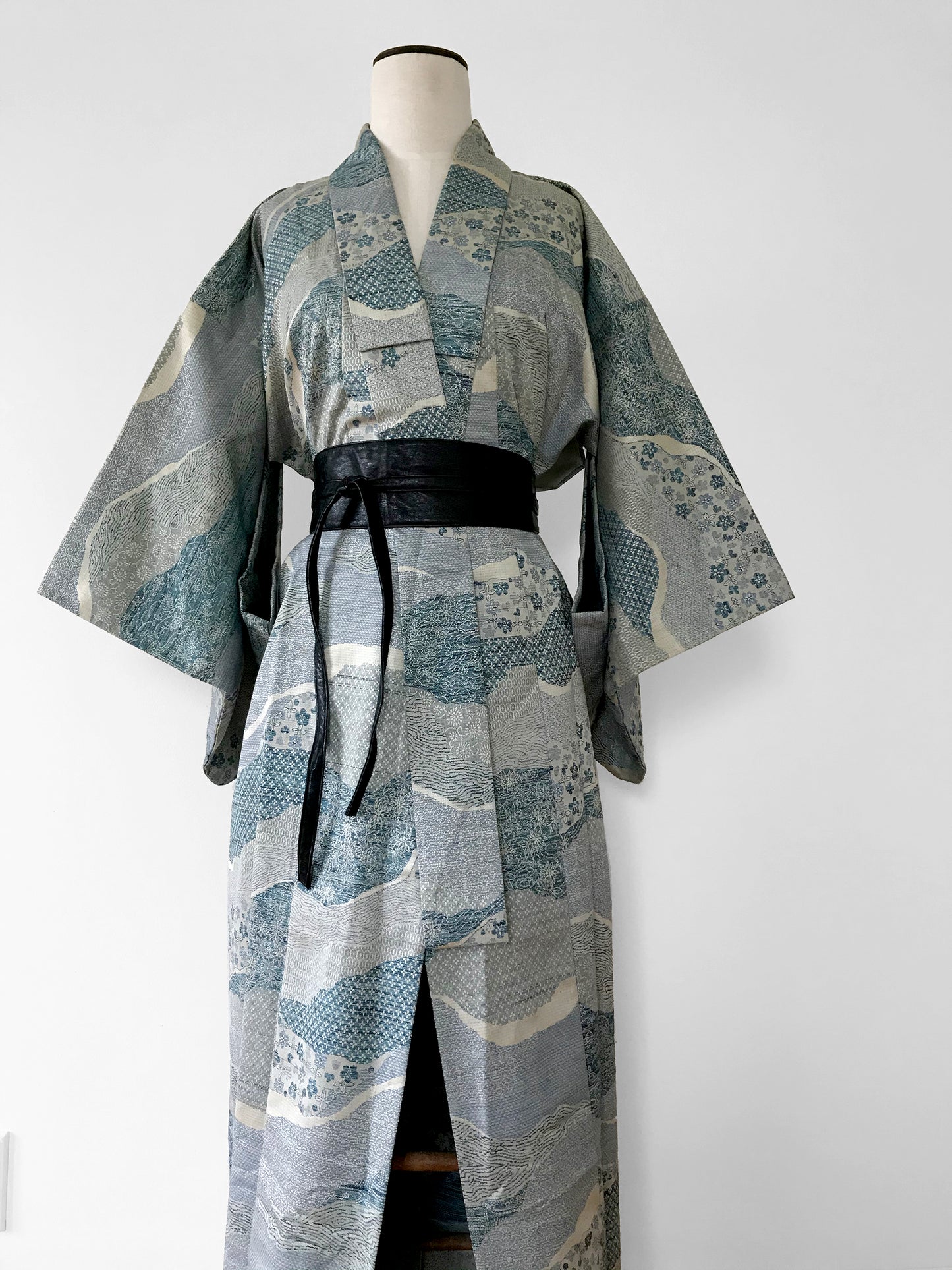 Wool and Silk Blended Japanese Flower Patchwork Kimono Duster Robe