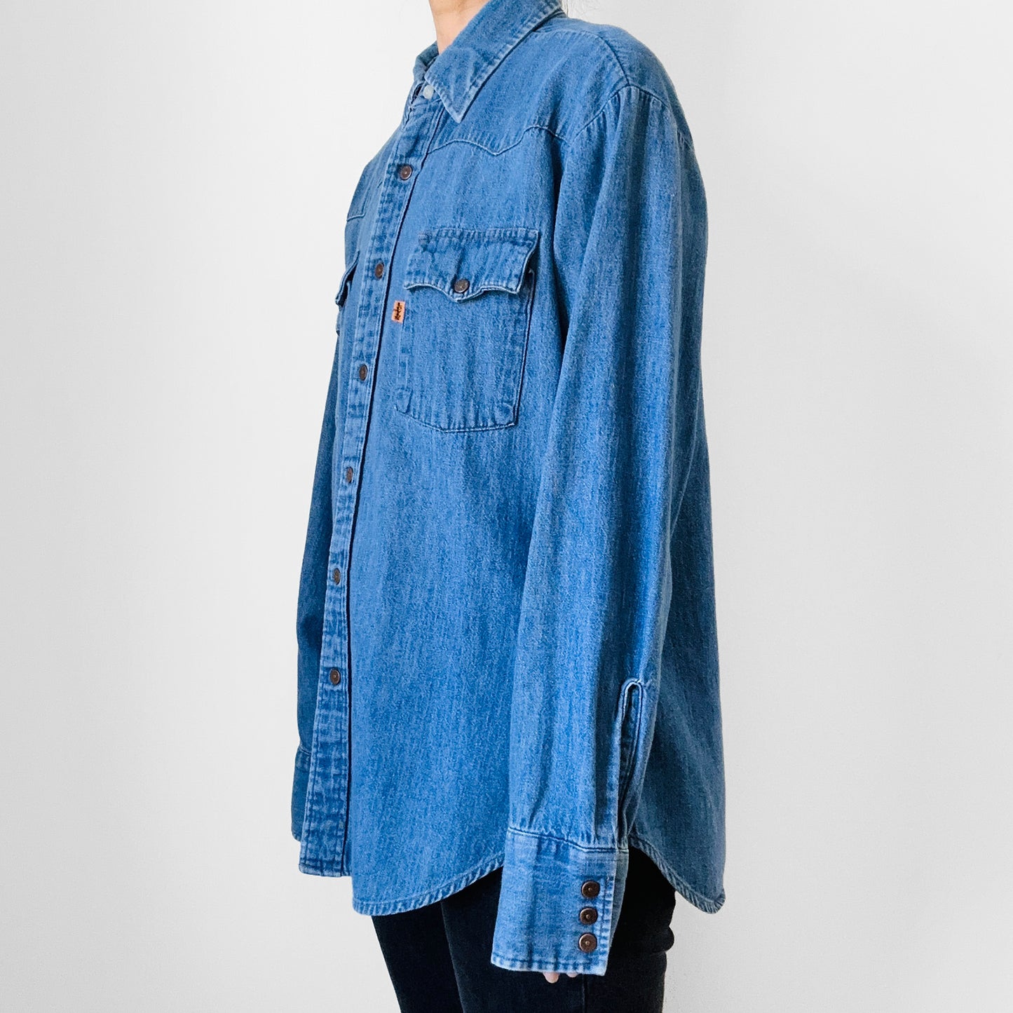 1970s Orange Tab Levi's Snap-Button Blue Jean Denim Soft Chambray Shirt - M/L