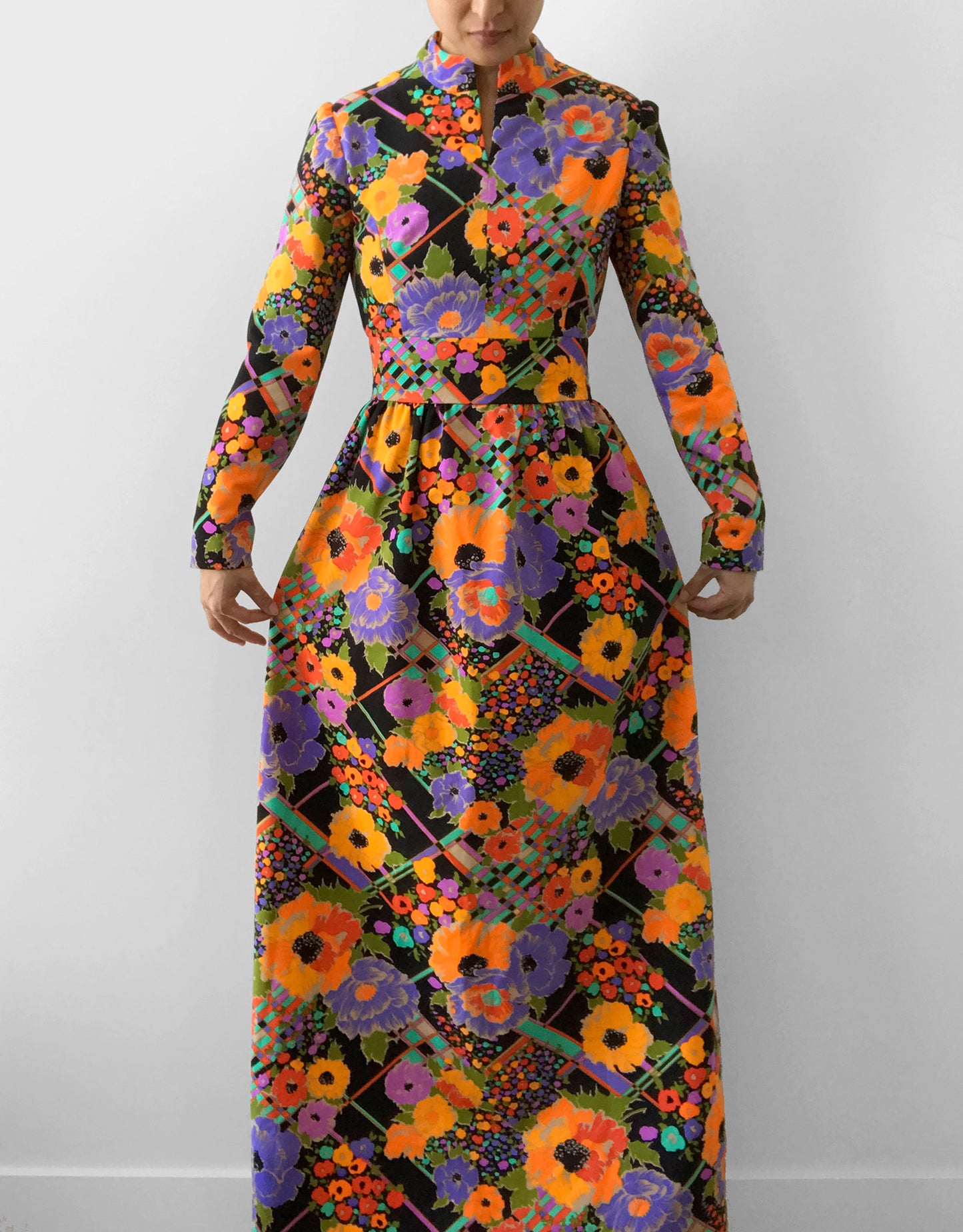 1960s - 1970s Floral Patterned Bohemian Floor-Length Long-Sleeve High-Collar Neck