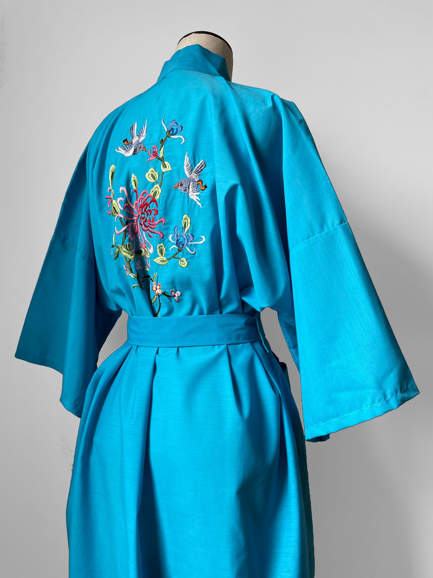 1970s Bird Floral Embroidered Turquoise Belted Robe