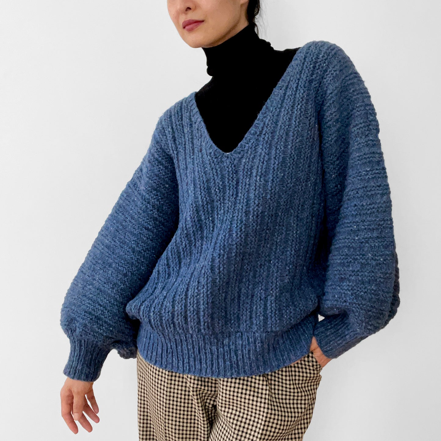 1980s Blue Bubble Sleeve Handmade Wool Sweater