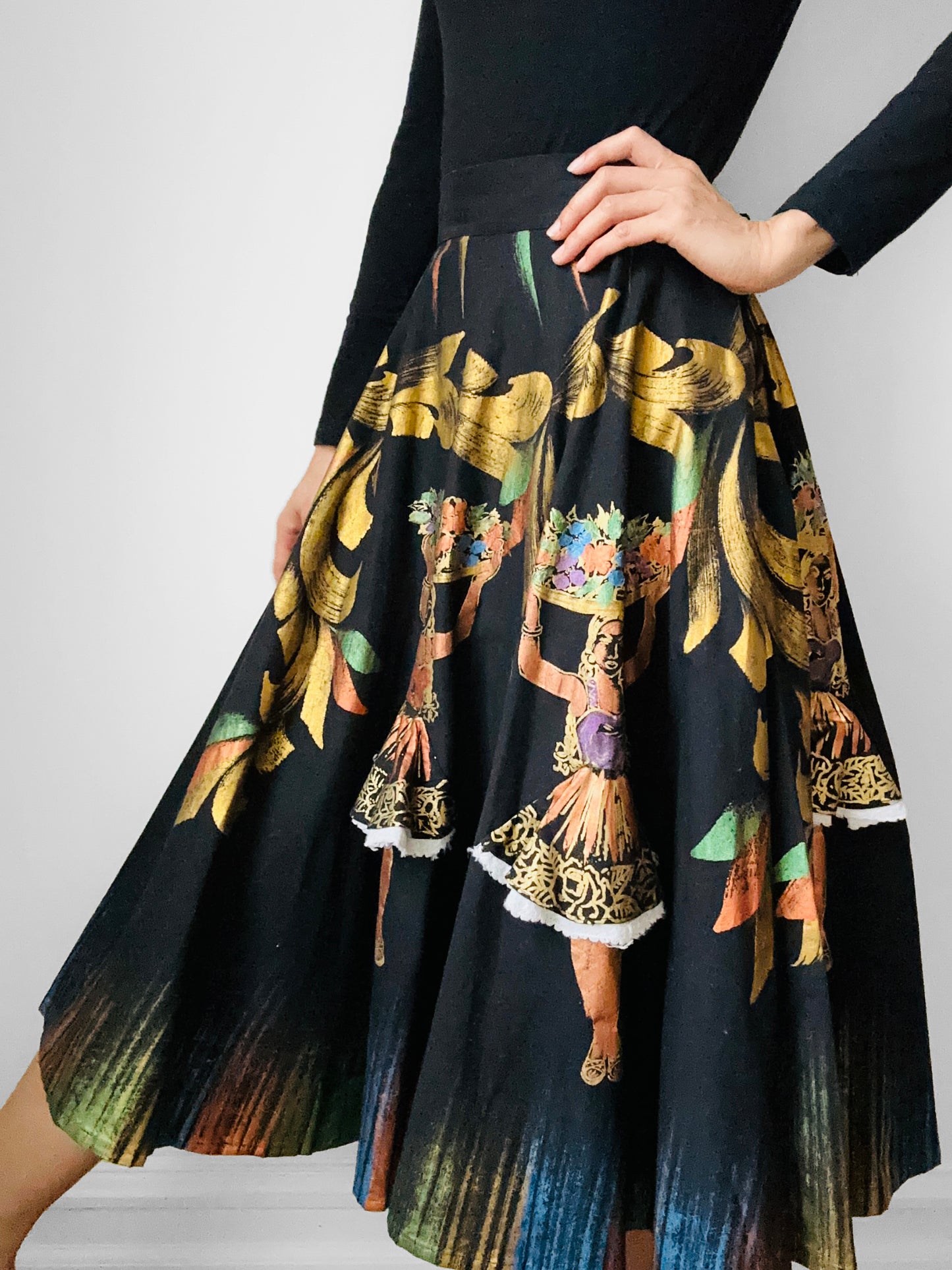 1960s Black Hand-Painted Lady 3D Tied Waist Belted Fit and Flare Hoop Skirt - Waist 24-26