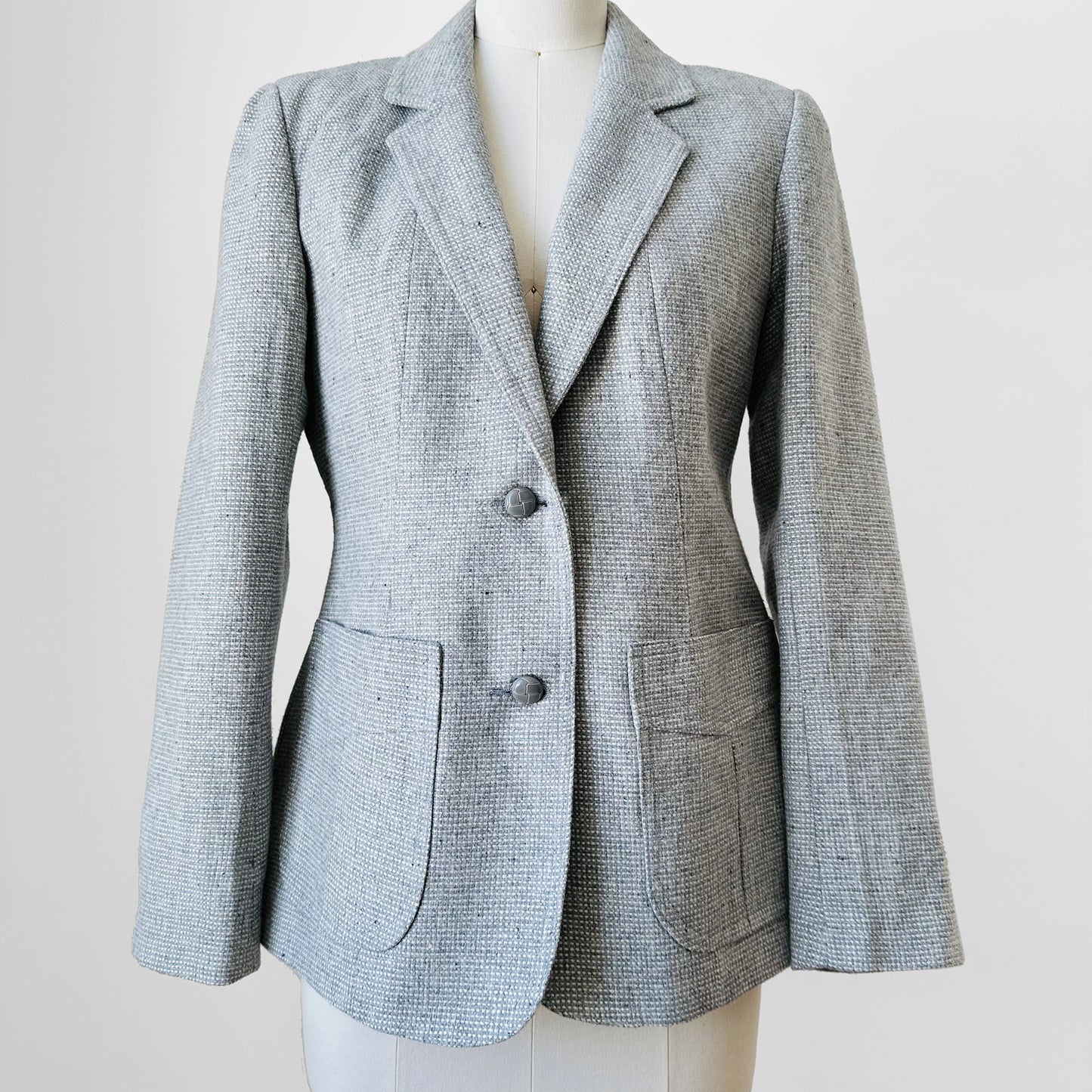 1970s Light Grey and White Wool Blend Tweed Fitted Tailored Blazer Jacket - Sz. S