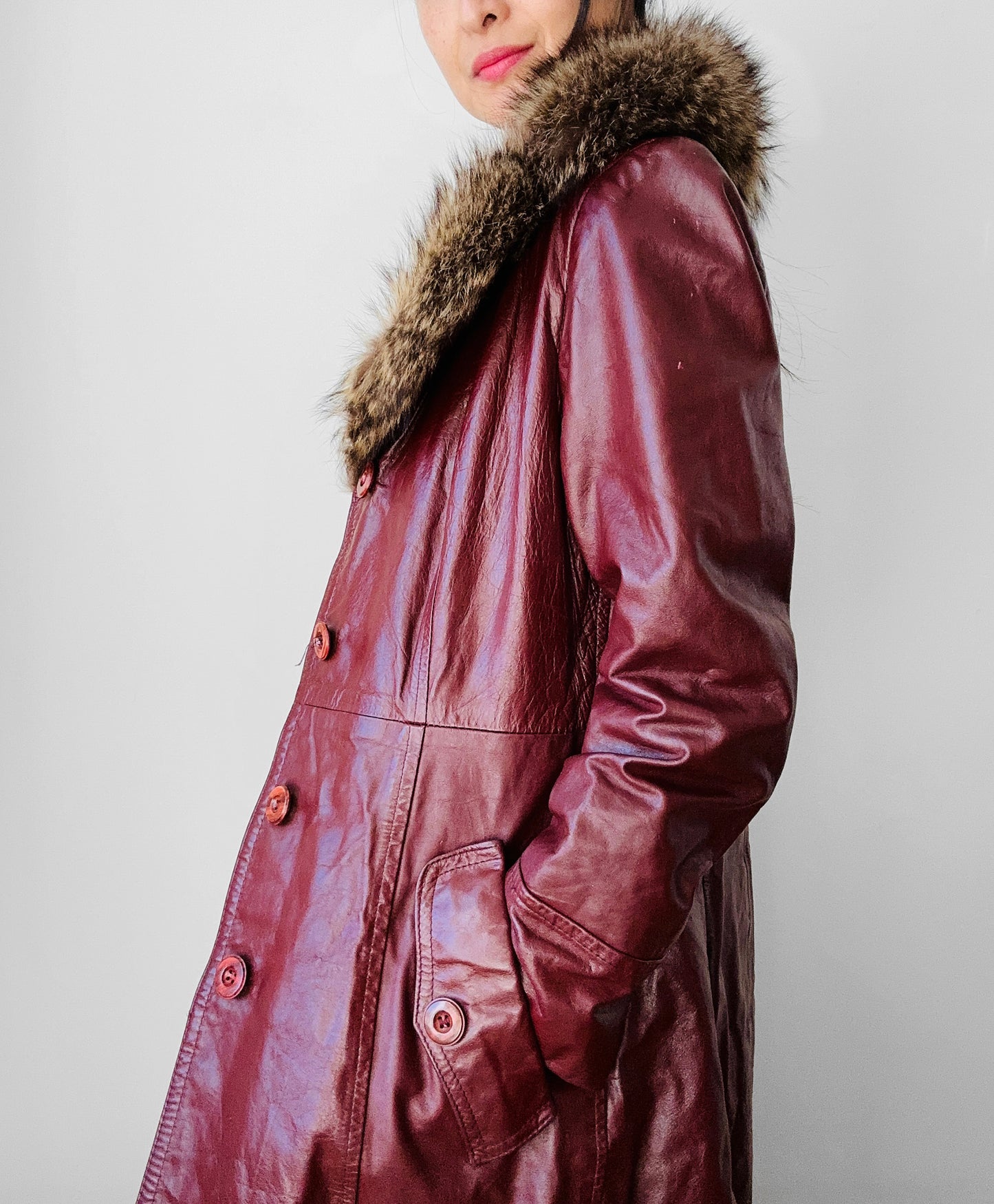 1970s Maroon Fur Collar Made in Canada Fitted Quilted Lining Coat - S/M