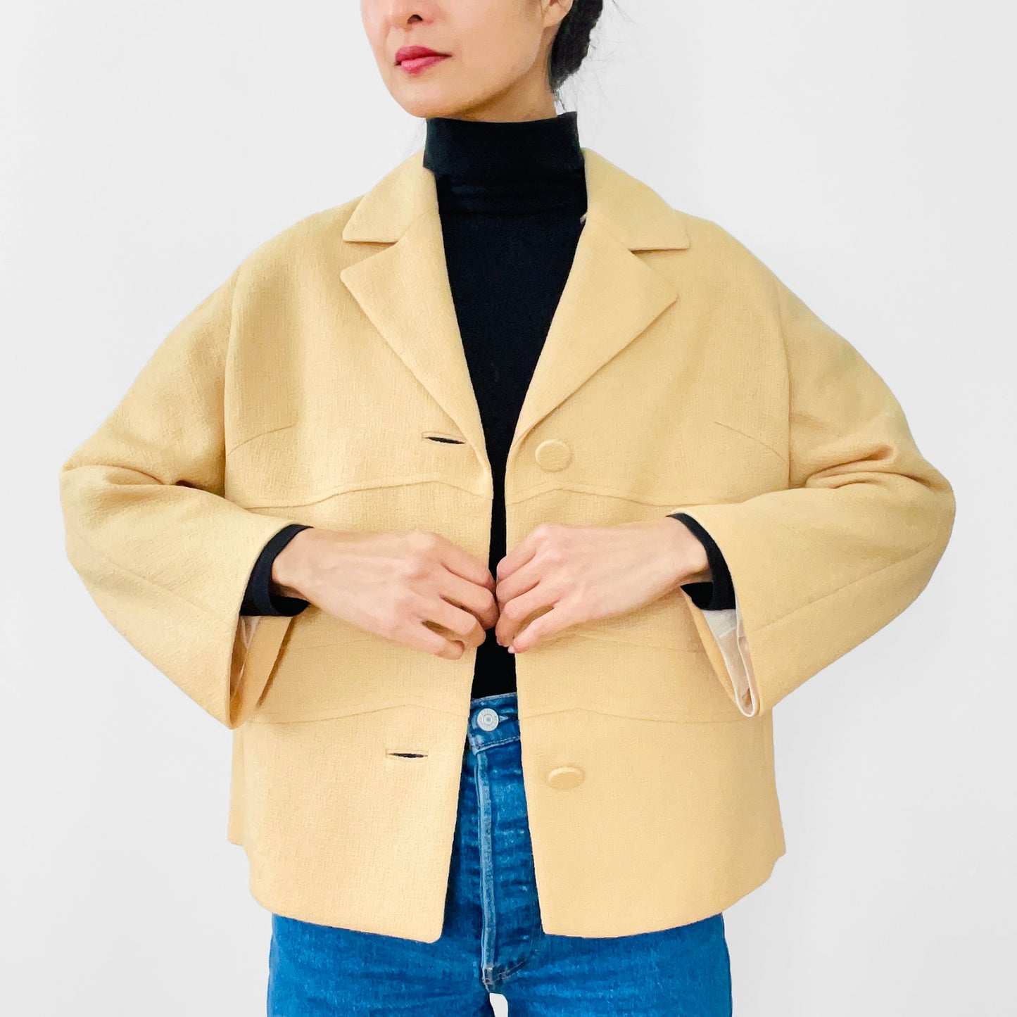 1950s Butter Yellow Made in England Button-Front Lined Blazer Jacket