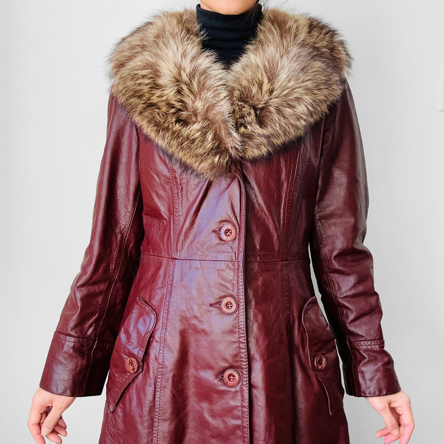 1970s Maroon Fur Collar Made in Canada Fitted Quilted Lining Coat - S/M