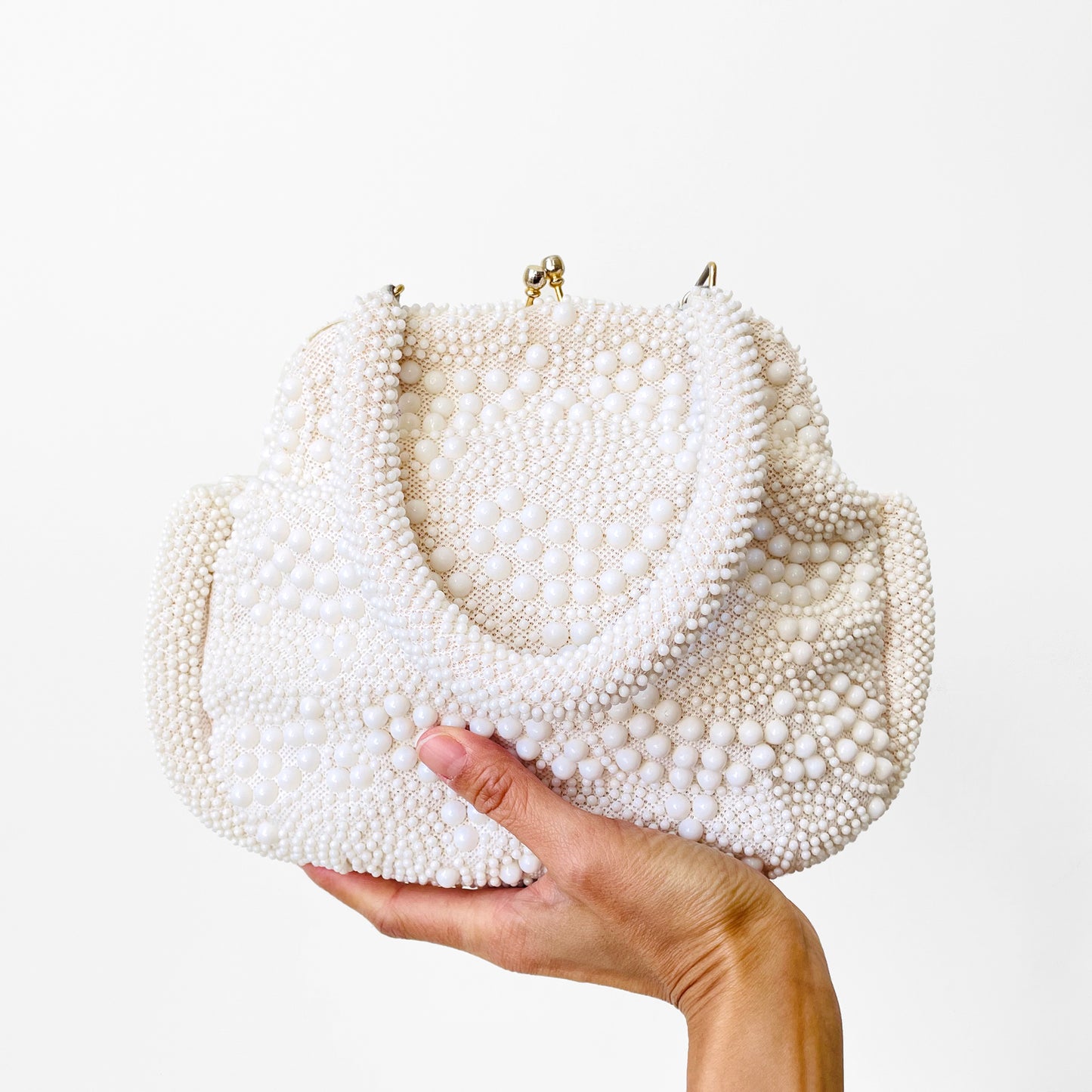 1980s Off-White Beaded Top-Handle Kiss-Lock Evening-Bag Purse