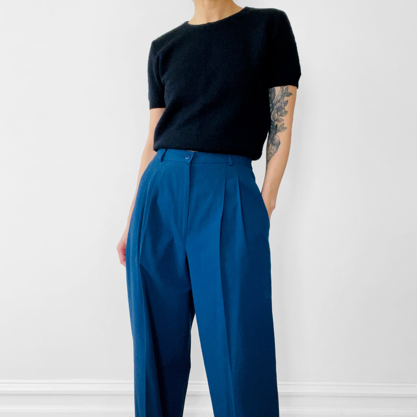 1980s Blue High-Waisted Pleated Tapered-Leg Pants