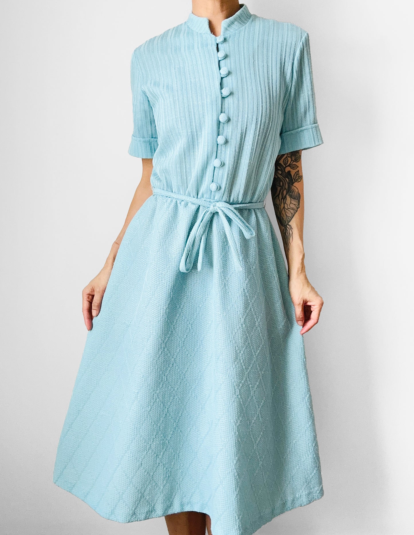 1960s Turquoise Button-Front Tied-Waist Short-Sleeve Textured Knit Dress - Sz. S