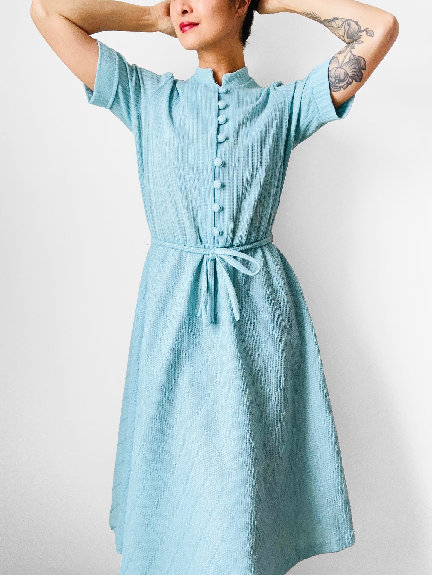 1960s Turquoise Button-Front Tied-Waist Short-Sleeve Textured Knit Dress - Sz. S