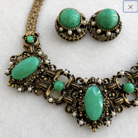 Antiqued Gold and Green-Stone Cabochon Choker Necklace and Clip Earrings Set