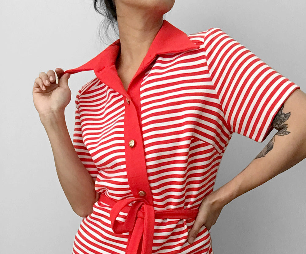 1970s Red and White Striped Wide-Lapel Belted Button-Front Short Sleeve Shirt